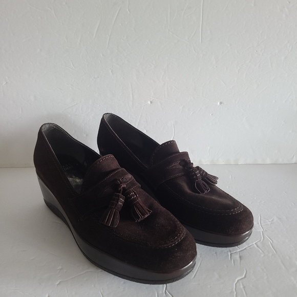 Stuart Weitzman Brown Suede Tassel Wedge Sz.9.5 M - Picture 1 of 9